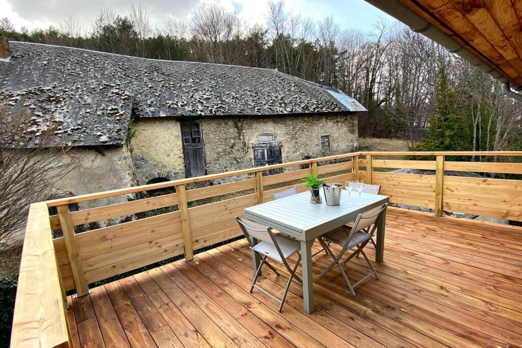 Gîte avec jacuzzi privatif Crots Extérieur photo